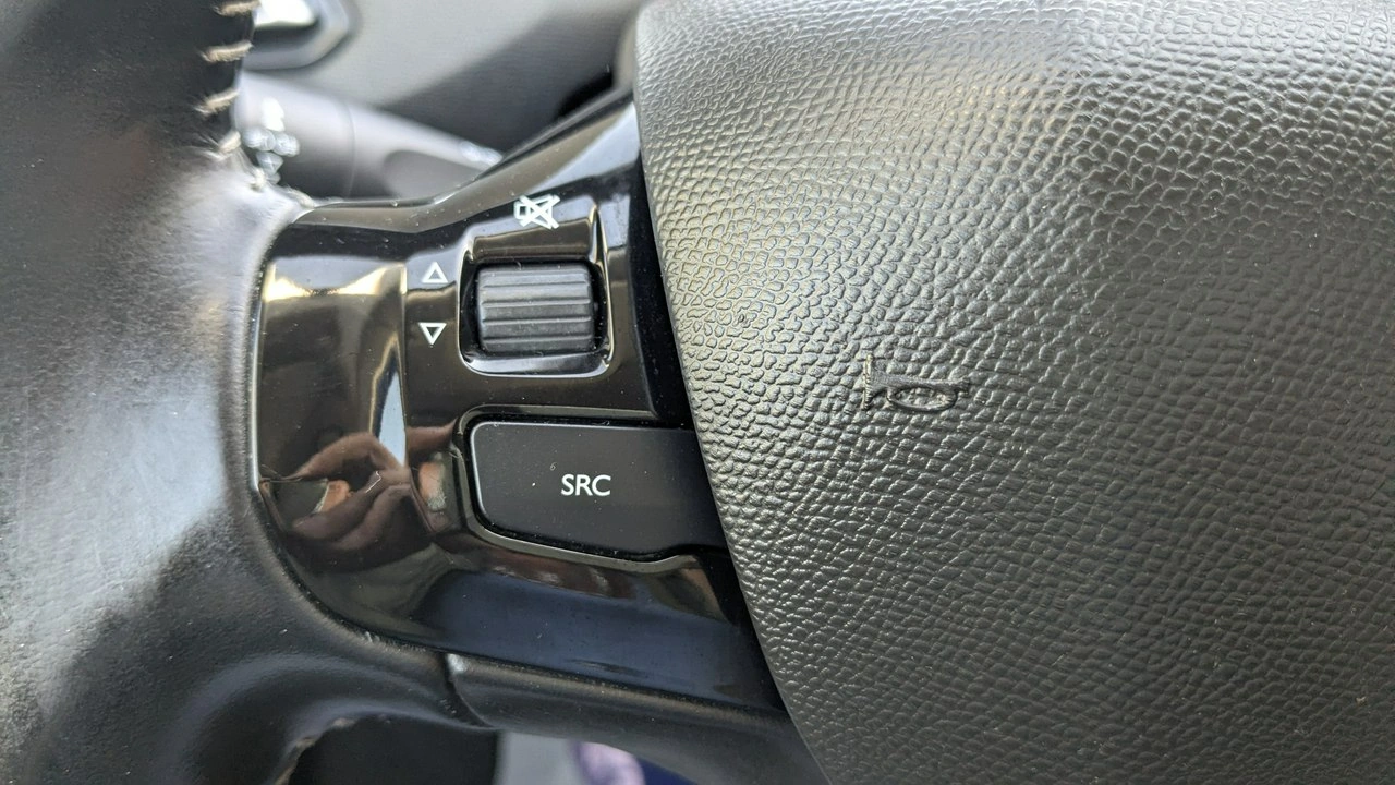 Peugeot 308 SW - Zdjęcie 25