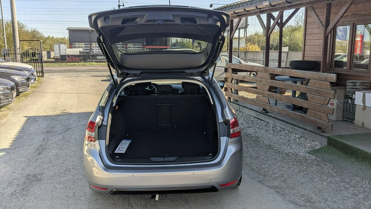 Peugeot 308 SW - Zdjęcie 35