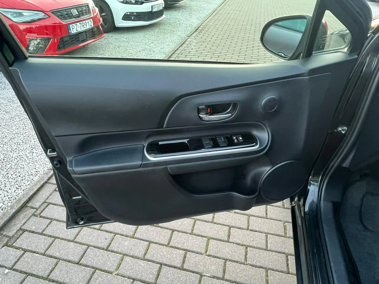 Toyota Prius+ - Zdjęcie 13