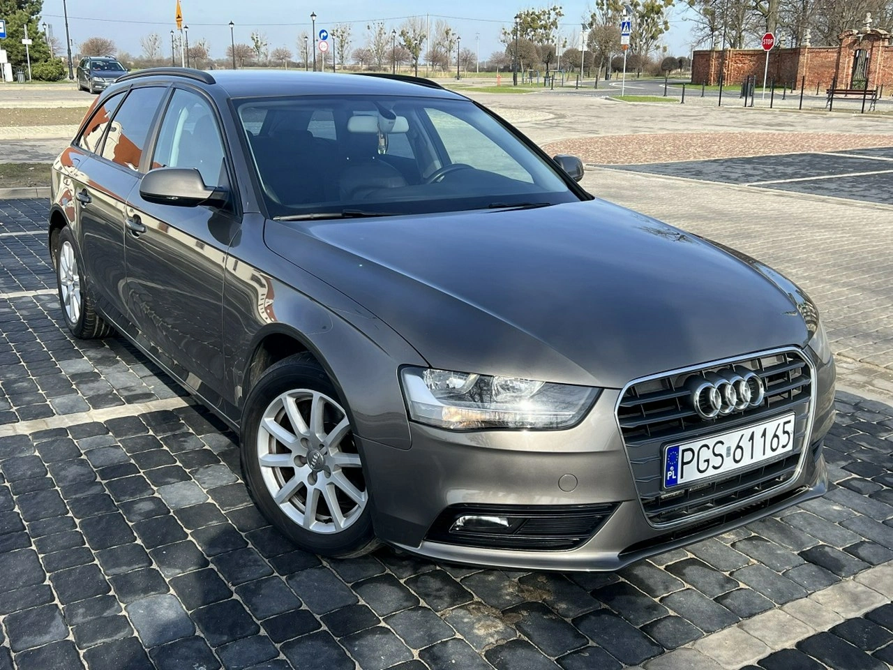 Audi A4 - Główne zdjęcie