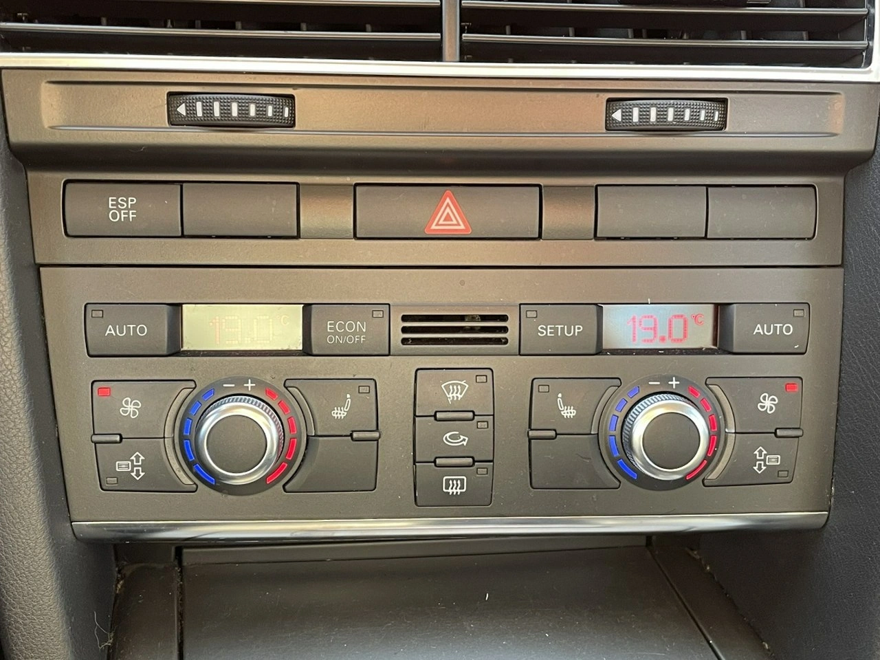 Audi A6 - Zdjęcie 10