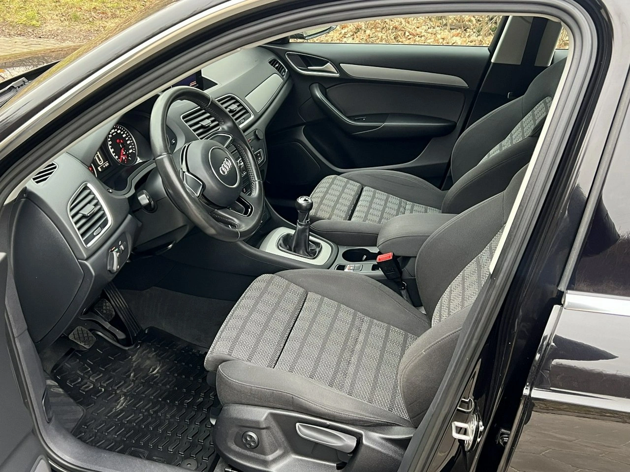Audi Q3 - Zdjęcie 9