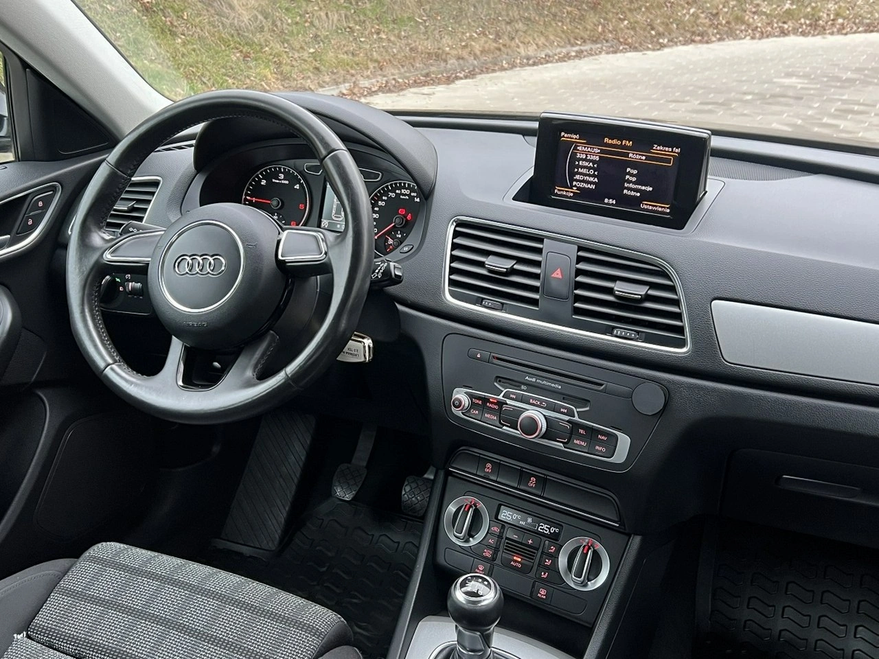 Audi Q3 - Zdjęcie 8