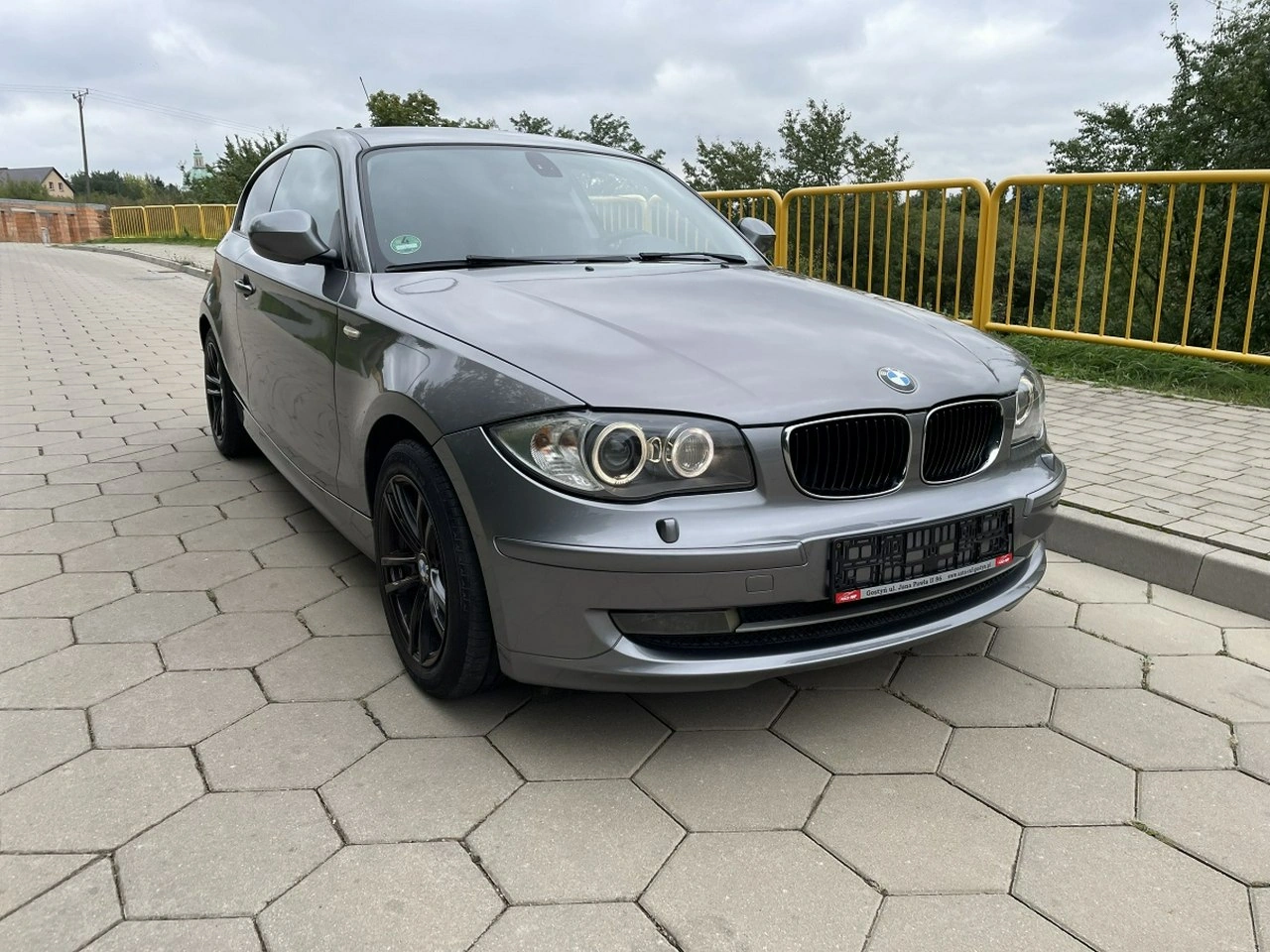 BMW 120 - Główne zdjęcie