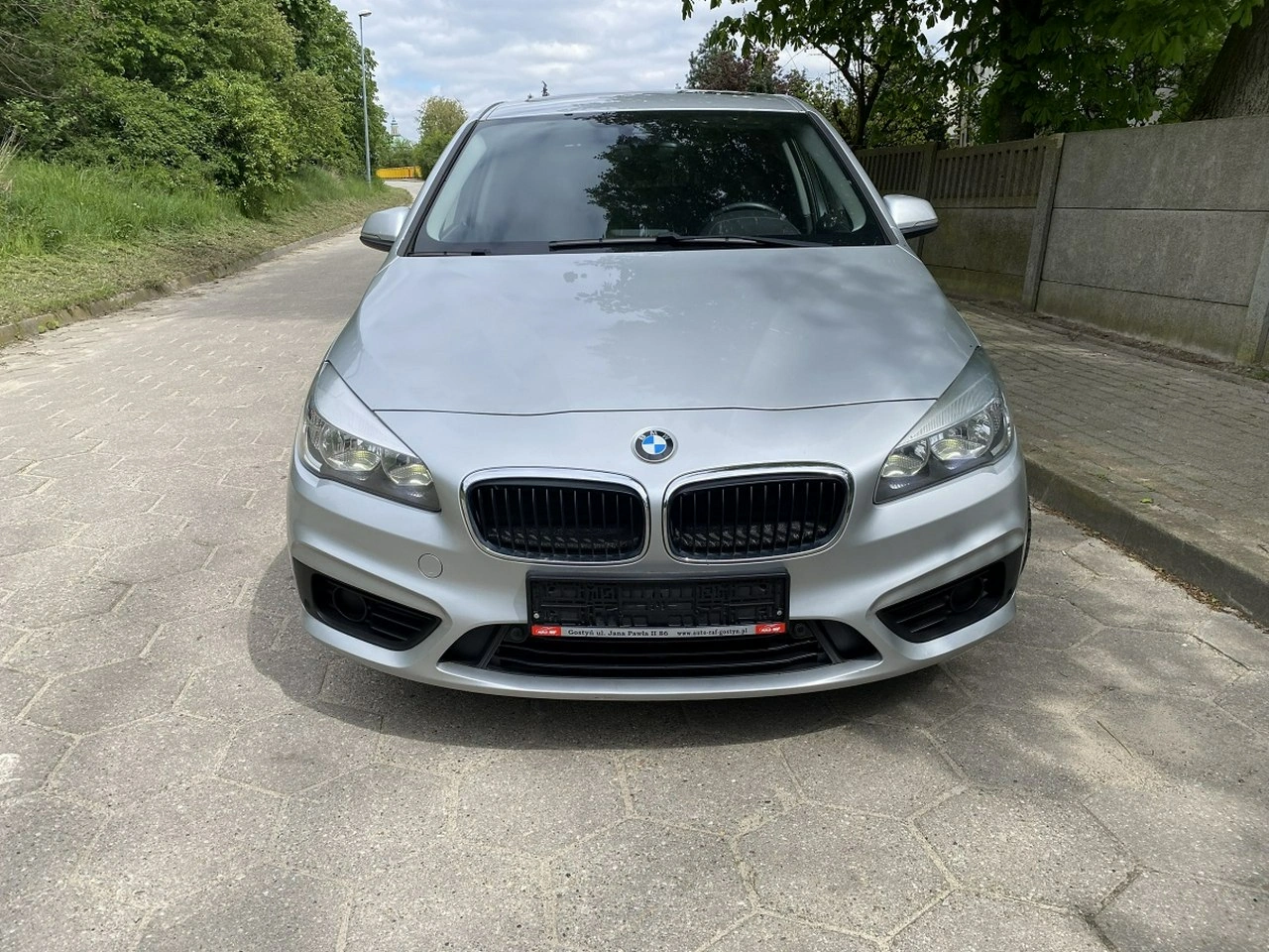 BMW 216 - Zdjęcie 1