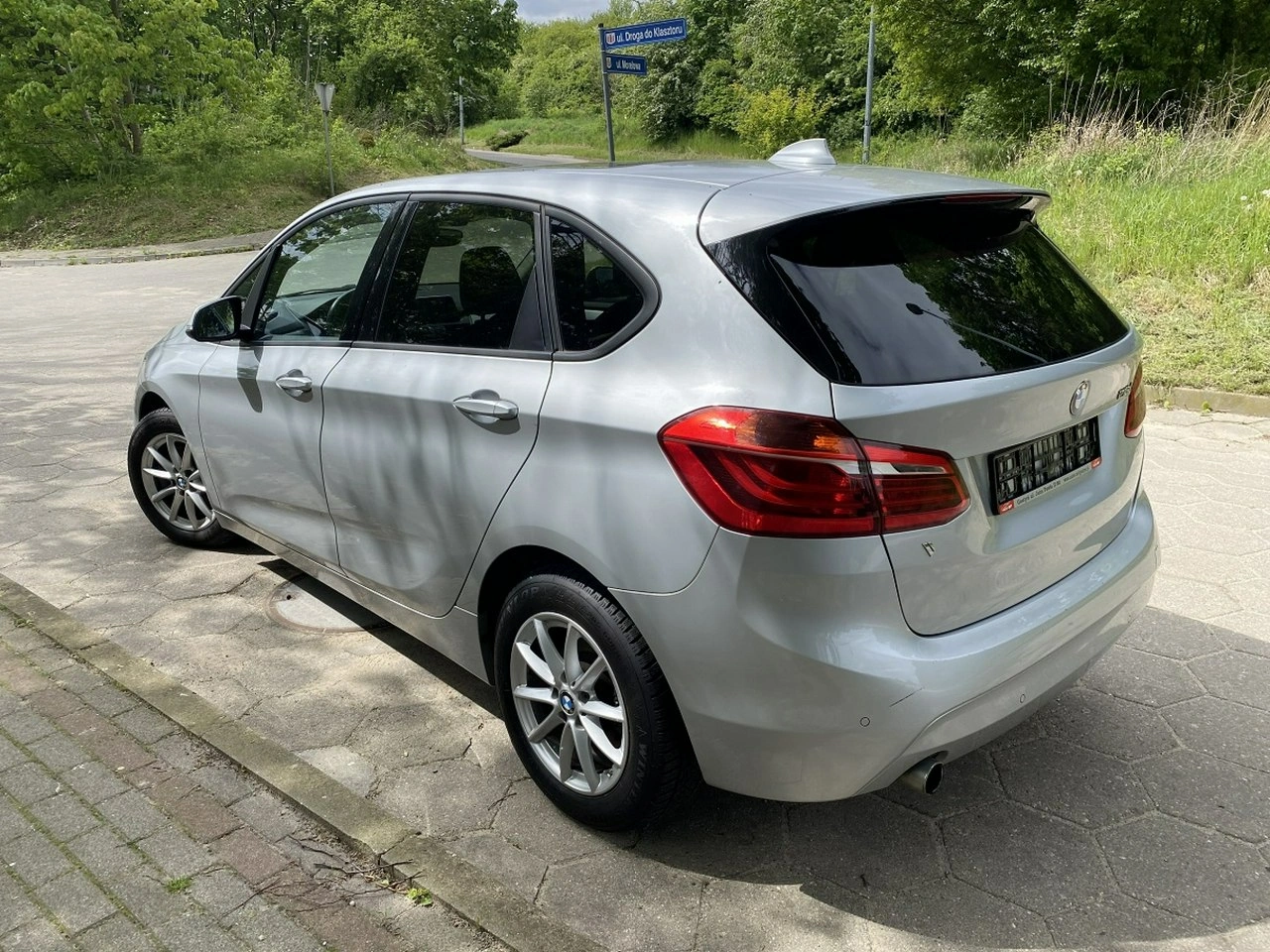 BMW 216 - Zdjęcie 3