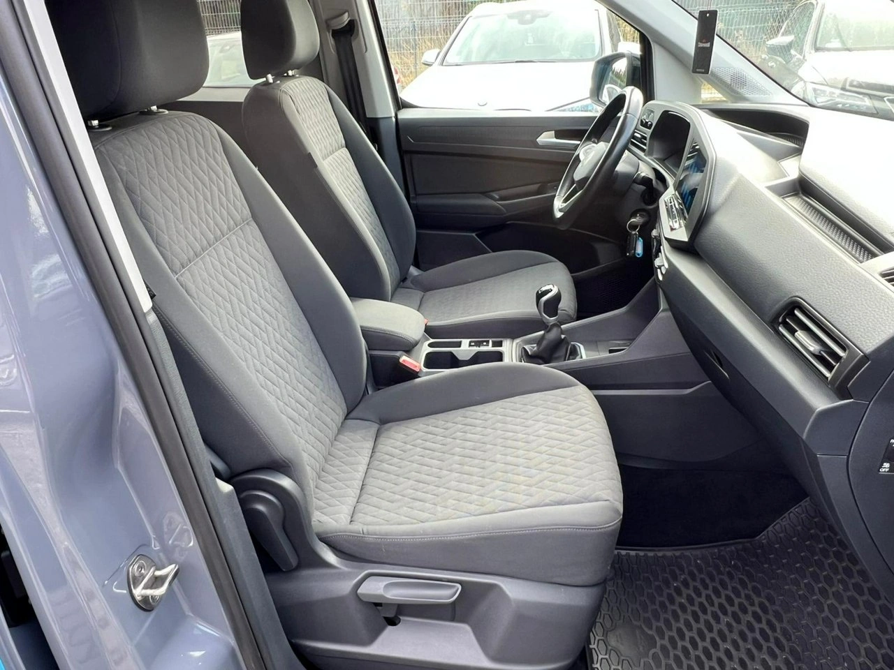 Volkswagen Caddy - Zdjęcie 18