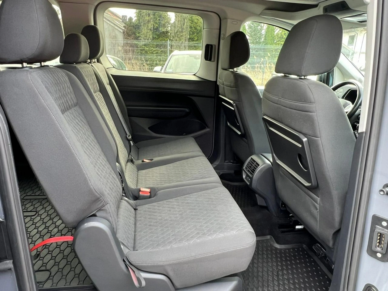 Volkswagen Caddy - Zdjęcie 20