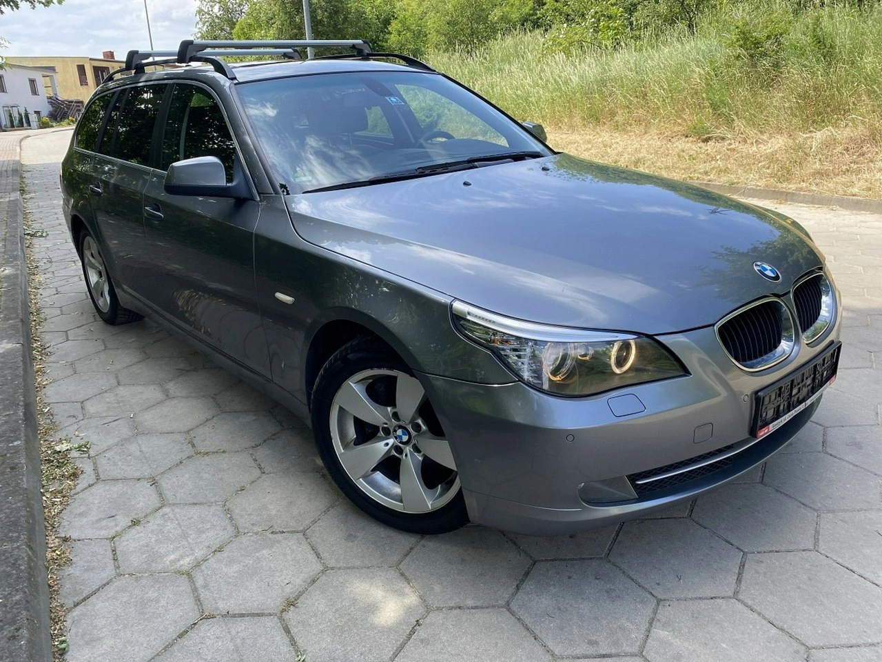 BMW 520 - Główne zdjęcie