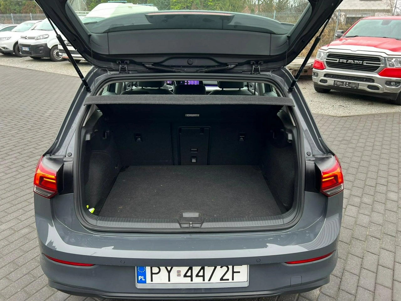 Volkswagen Golf - Zdjęcie 19