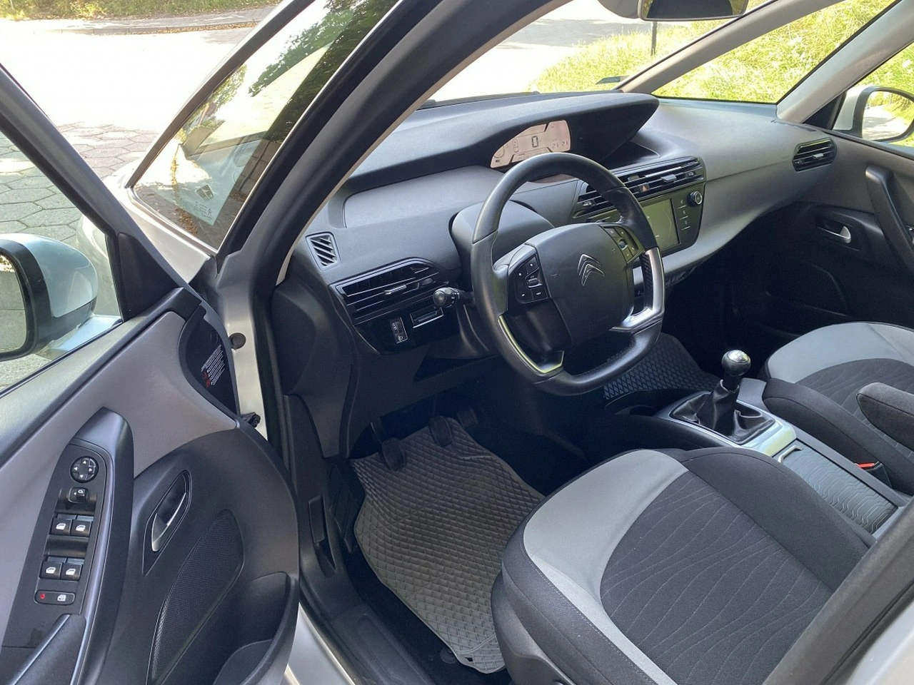 Citroën C4 Picasso - Zdjęcie 6