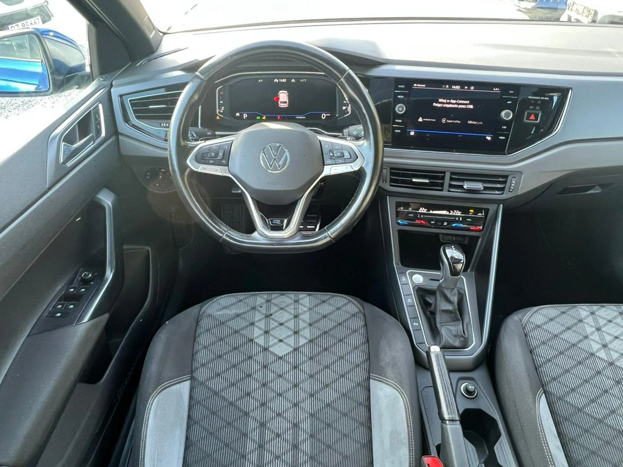 Volkswagen Polo - Zdjęcie 9