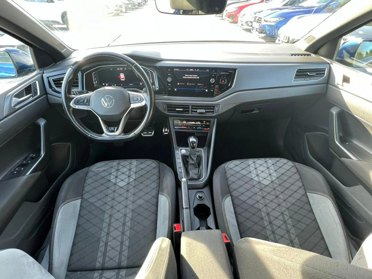 Volkswagen Polo - Zdjęcie 10