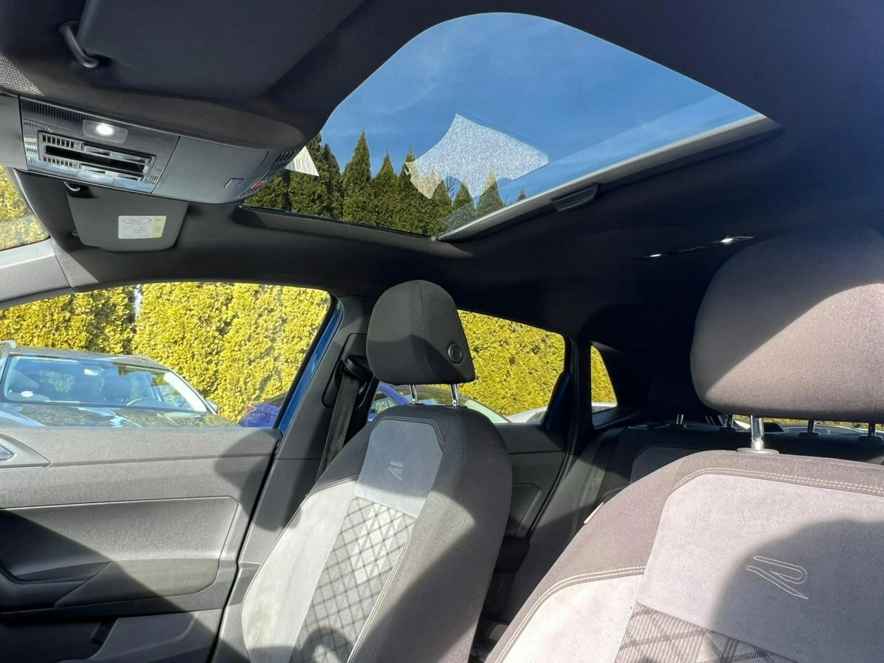 Volkswagen Polo - Zdjęcie 12