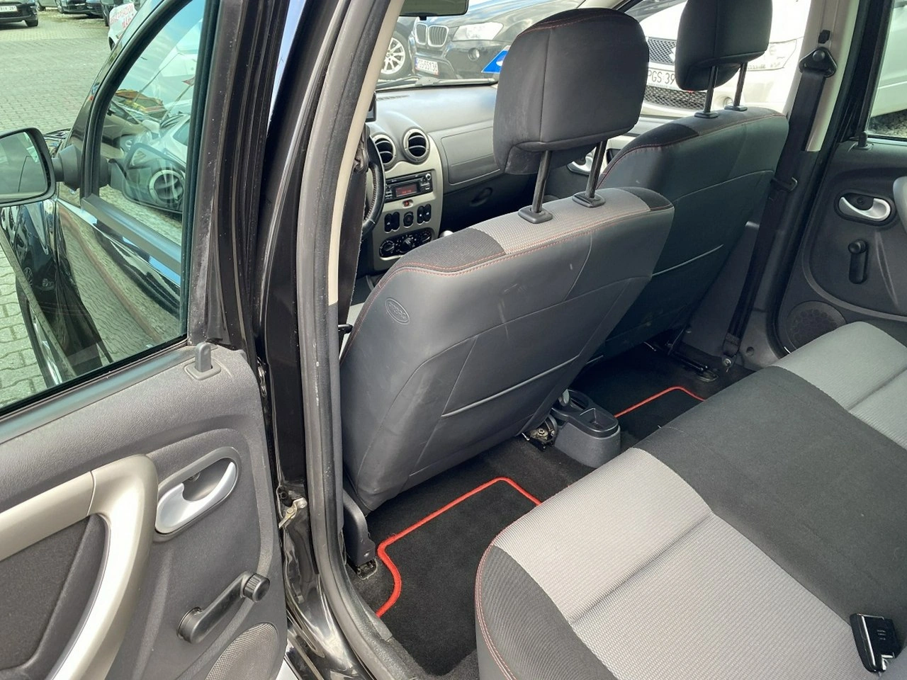 Dacia Duster - Zdjęcie 7