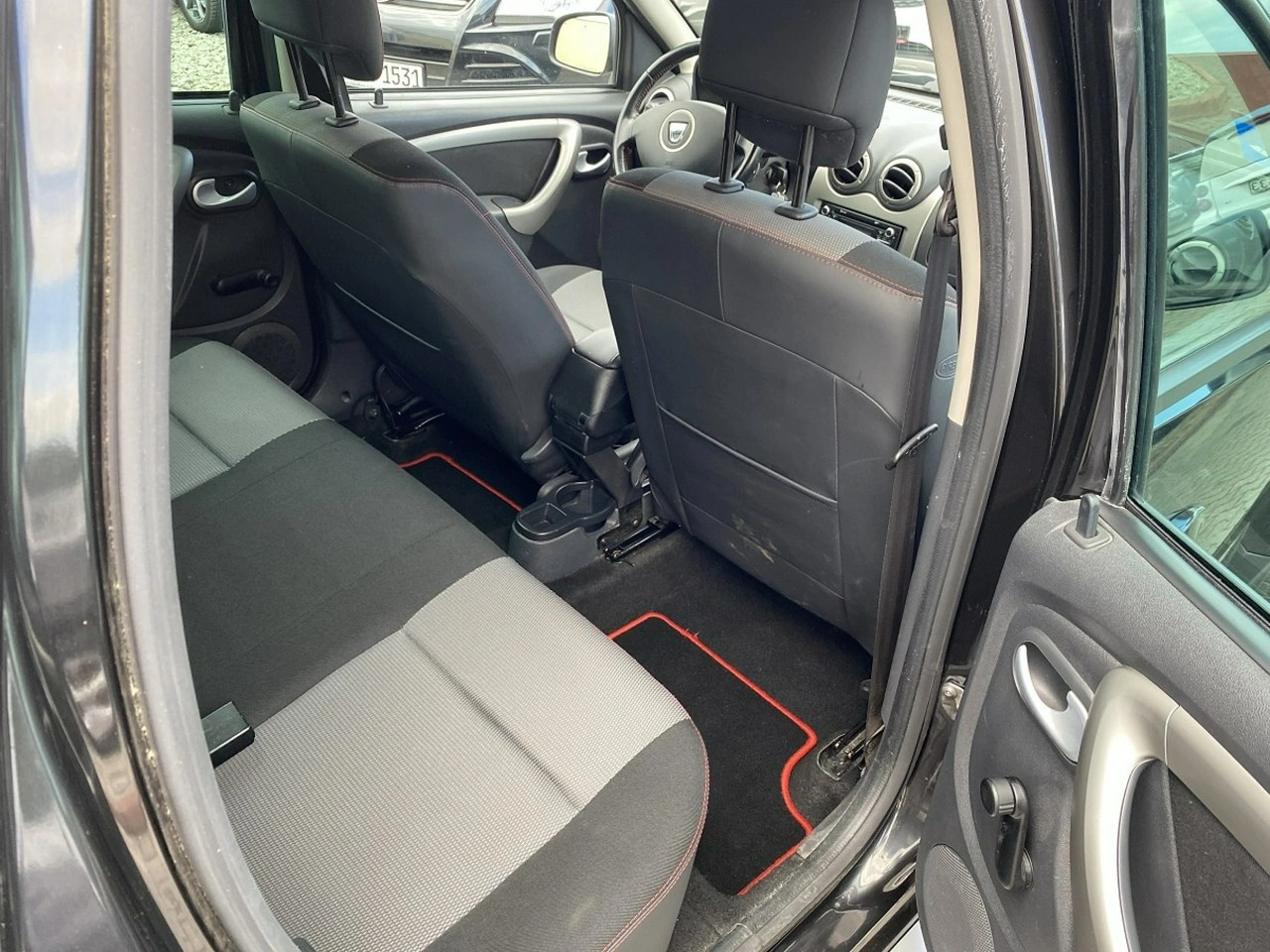 Dacia Duster - Zdjęcie 8