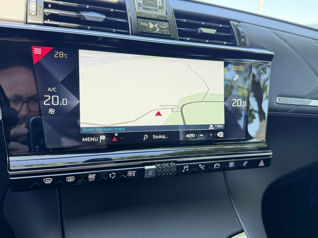 DS Automobiles DS 7 Crossback - Zdjęcie 15
