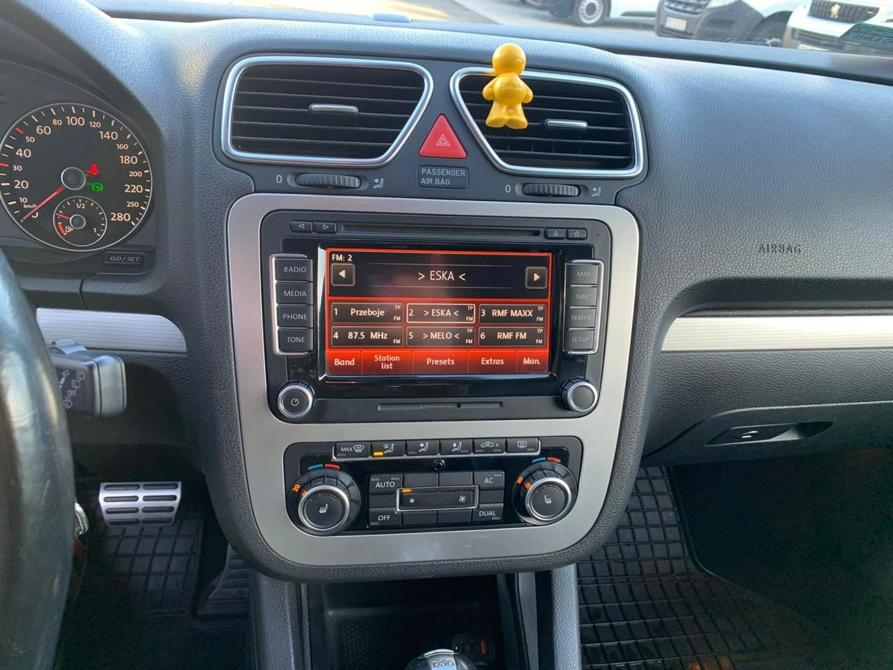 Volkswagen Scirocco - Zdjęcie 10