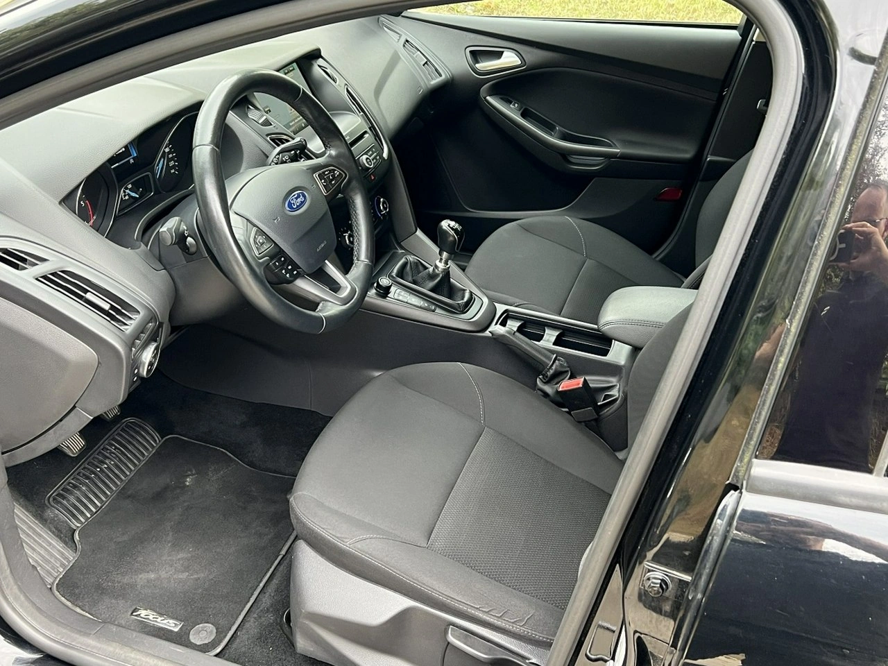 Ford Focus - Zdjęcie 9