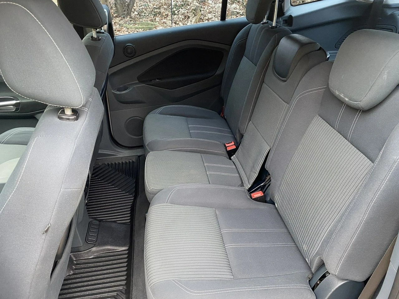 Ford Grand C-MAX - Zdjęcie 10