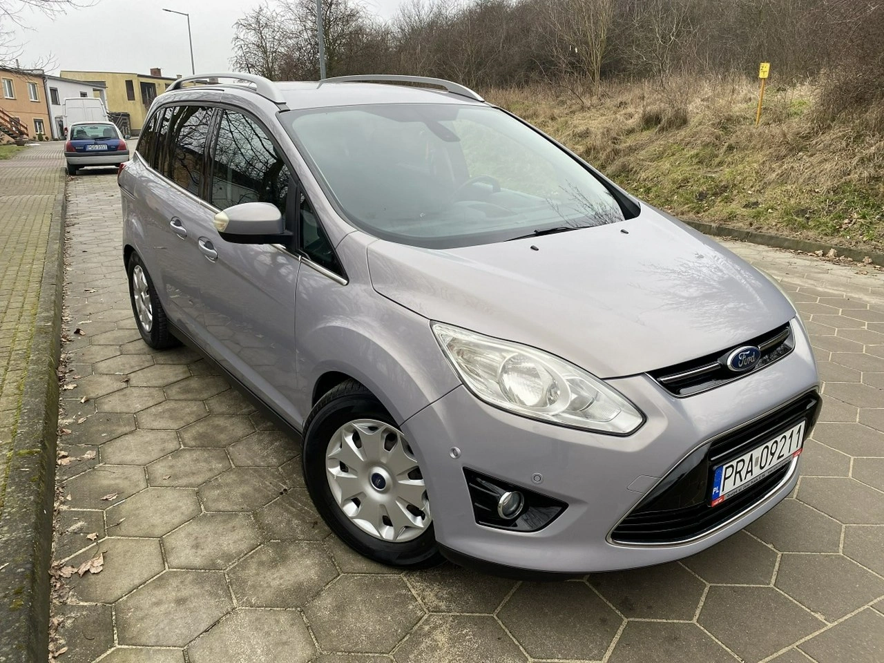 Ford Grand C-MAX - Główne zdjęcie