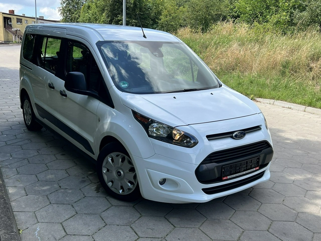 Ford Grand Tourneo Connect - Główne zdjęcie
