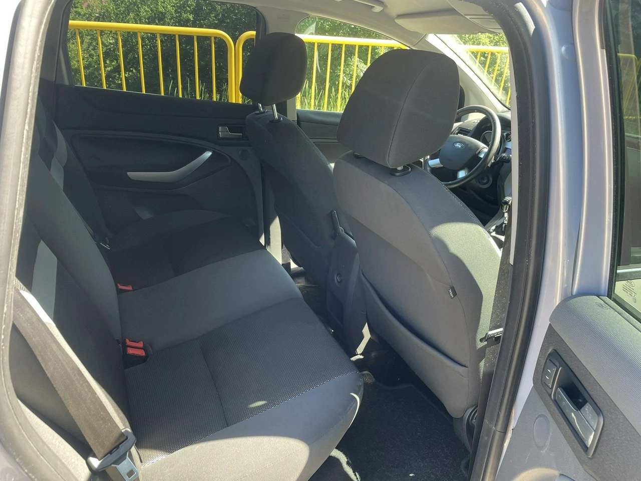 Ford Kuga - Zdjęcie 6