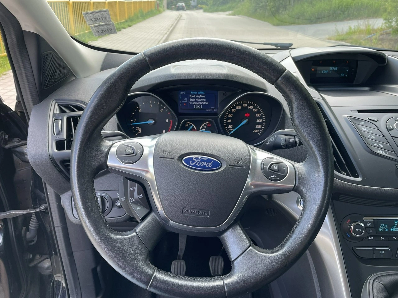 Ford Kuga - Zdjęcie 13