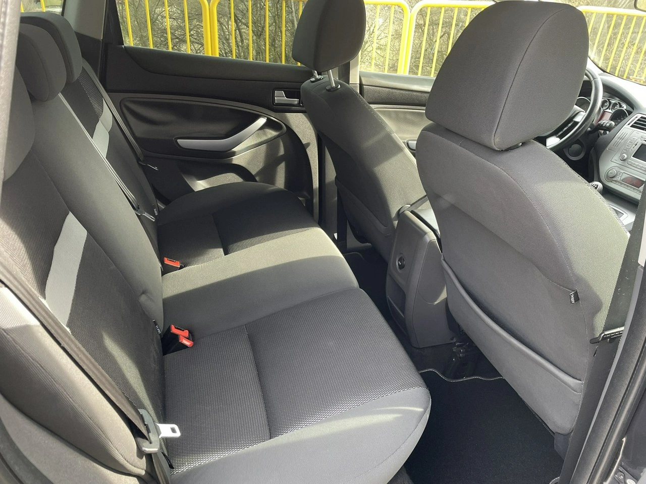 Ford Kuga - Zdjęcie 6