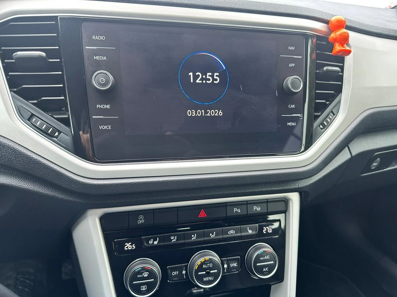 Volkswagen T-Roc - Zdjęcie 9