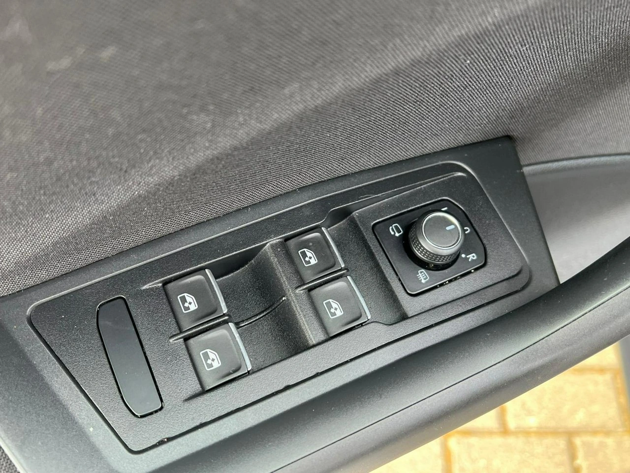 Volkswagen T-Roc - Zdjęcie 19