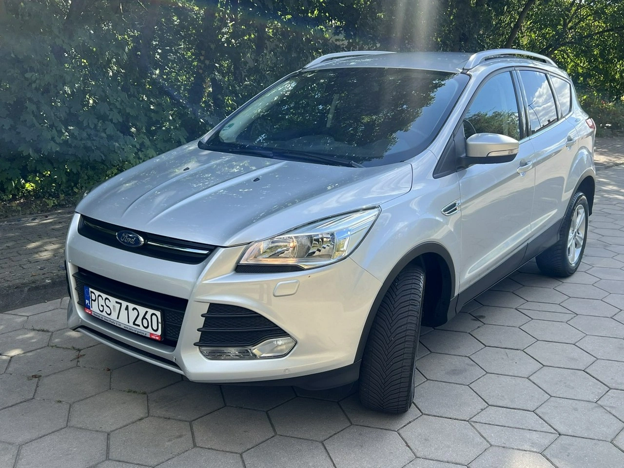 Ford Kuga - Zdjęcie 2