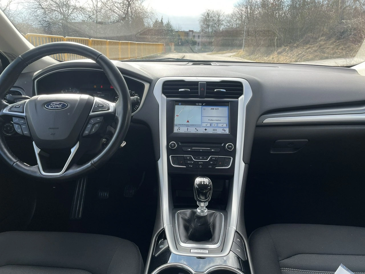 Ford Mondeo - Zdjęcie 11
