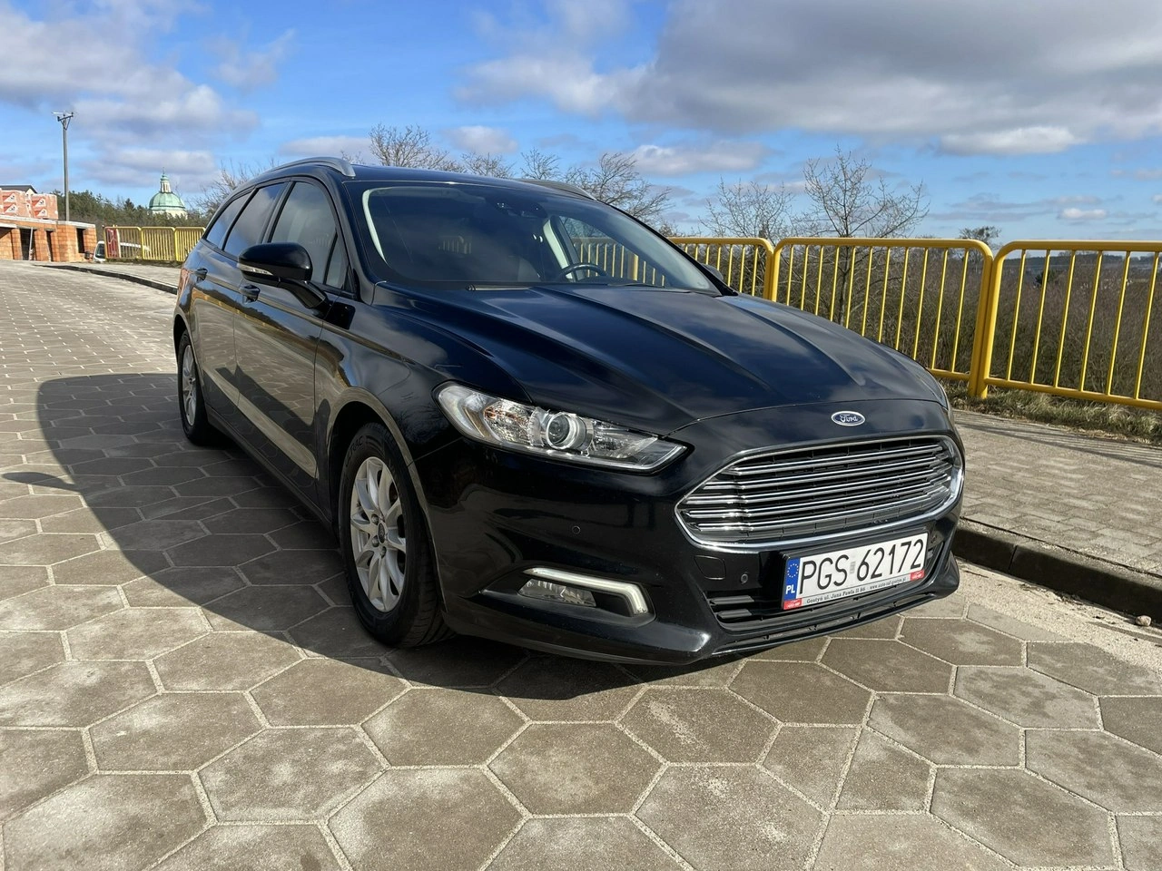 Ford Mondeo - Główne zdjęcie