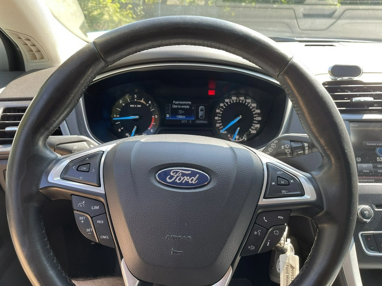 Ford Mondeo - Zdjęcie 9