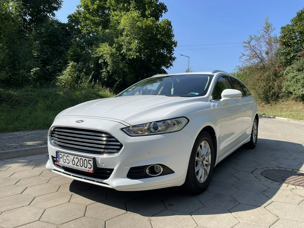 Ford Mondeo - Zdjęcie 2