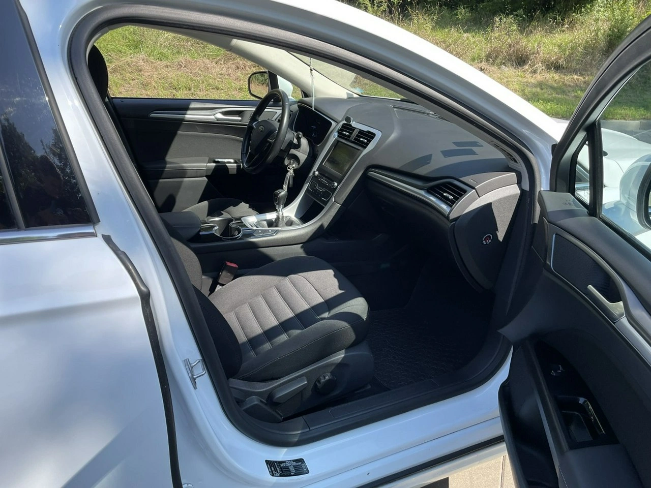 Ford Mondeo - Zdjęcie 8