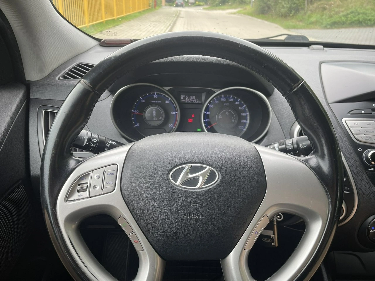 Hyundai ix35 - Zdjęcie 10