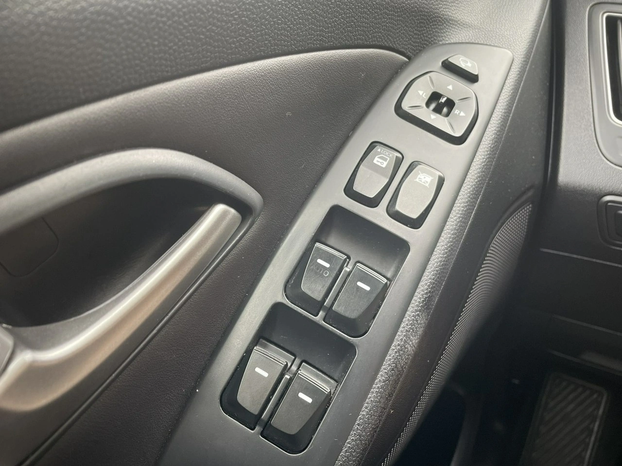 Hyundai ix35 - Zdjęcie 11