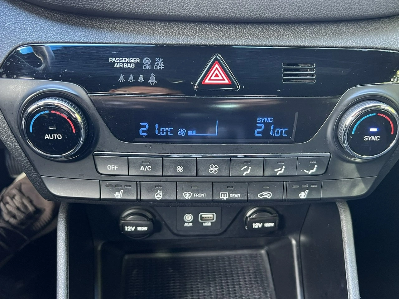 Hyundai Tucson - Zdjęcie 12