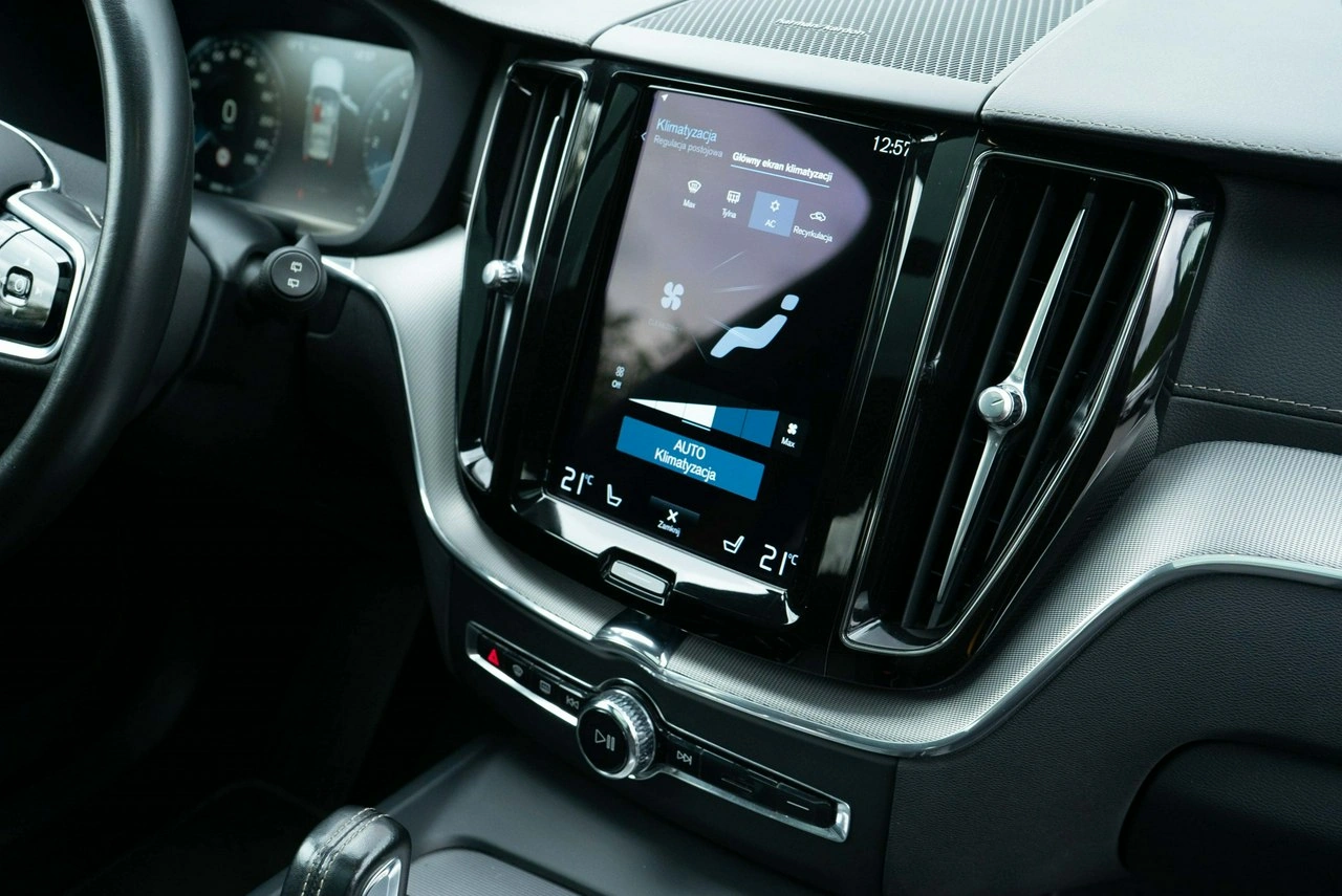 Volvo XC 60 - Zdjęcie 24