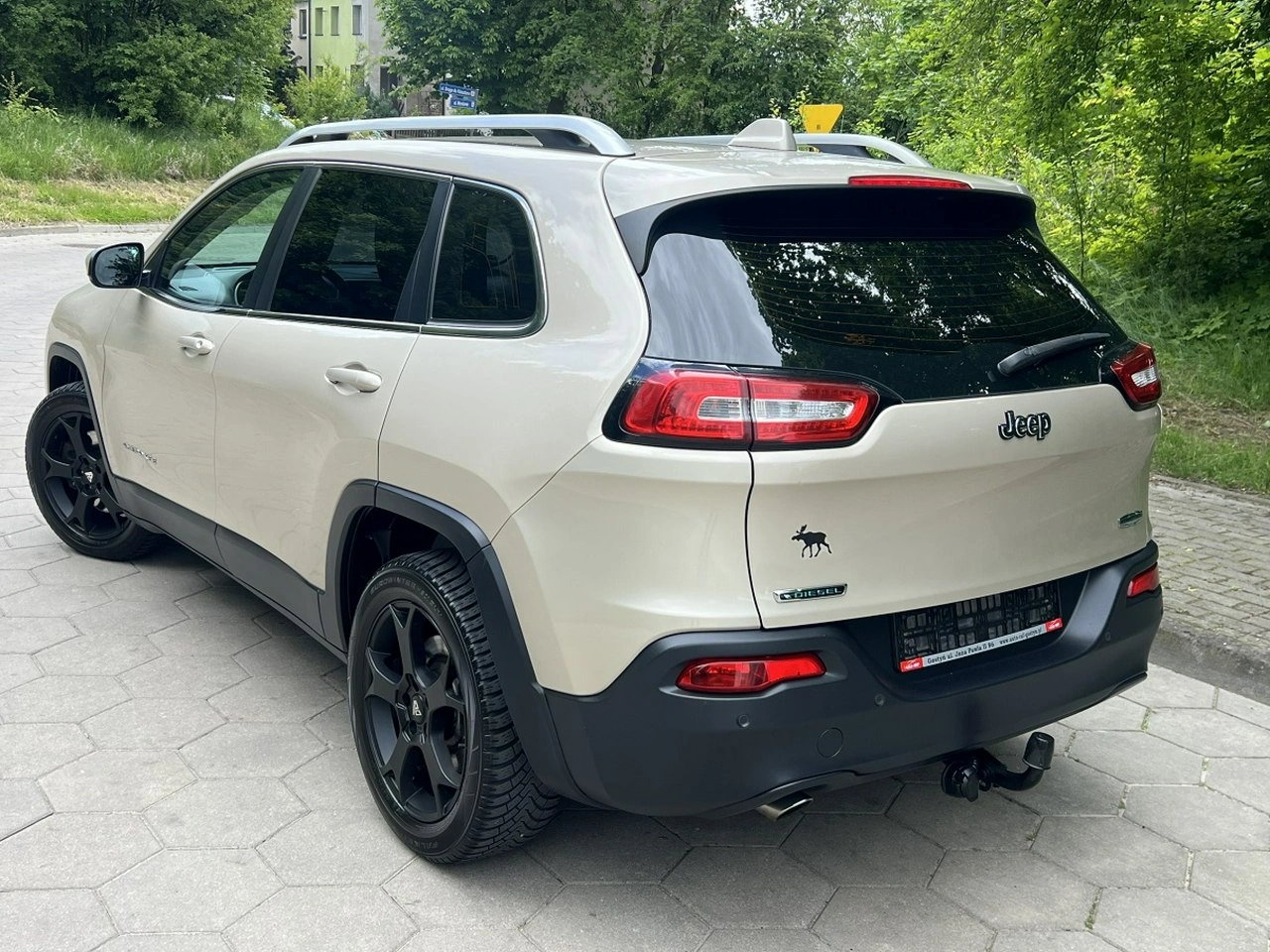 Jeep Cherokee - Zdjęcie 3