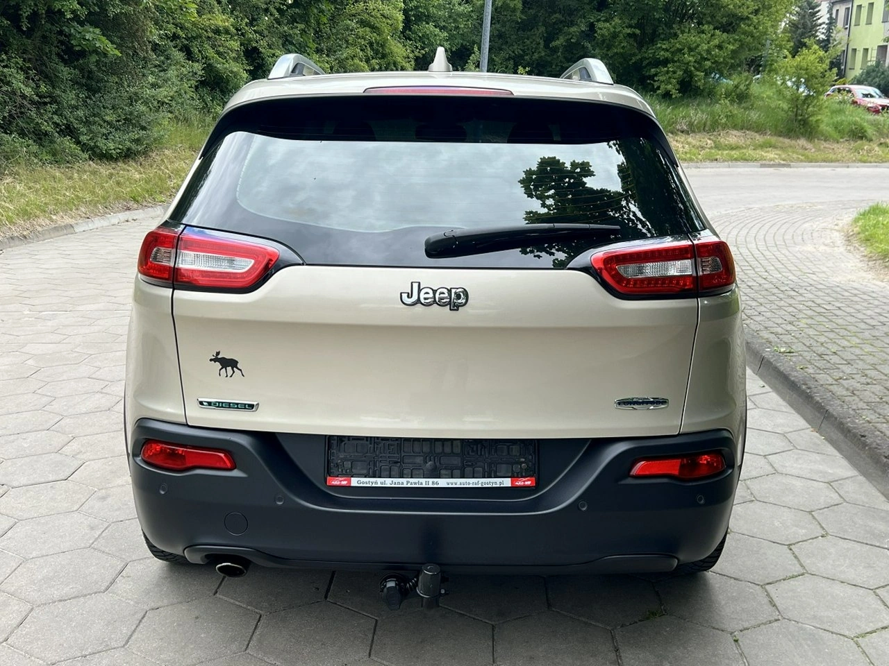 Jeep Cherokee - Zdjęcie 4
