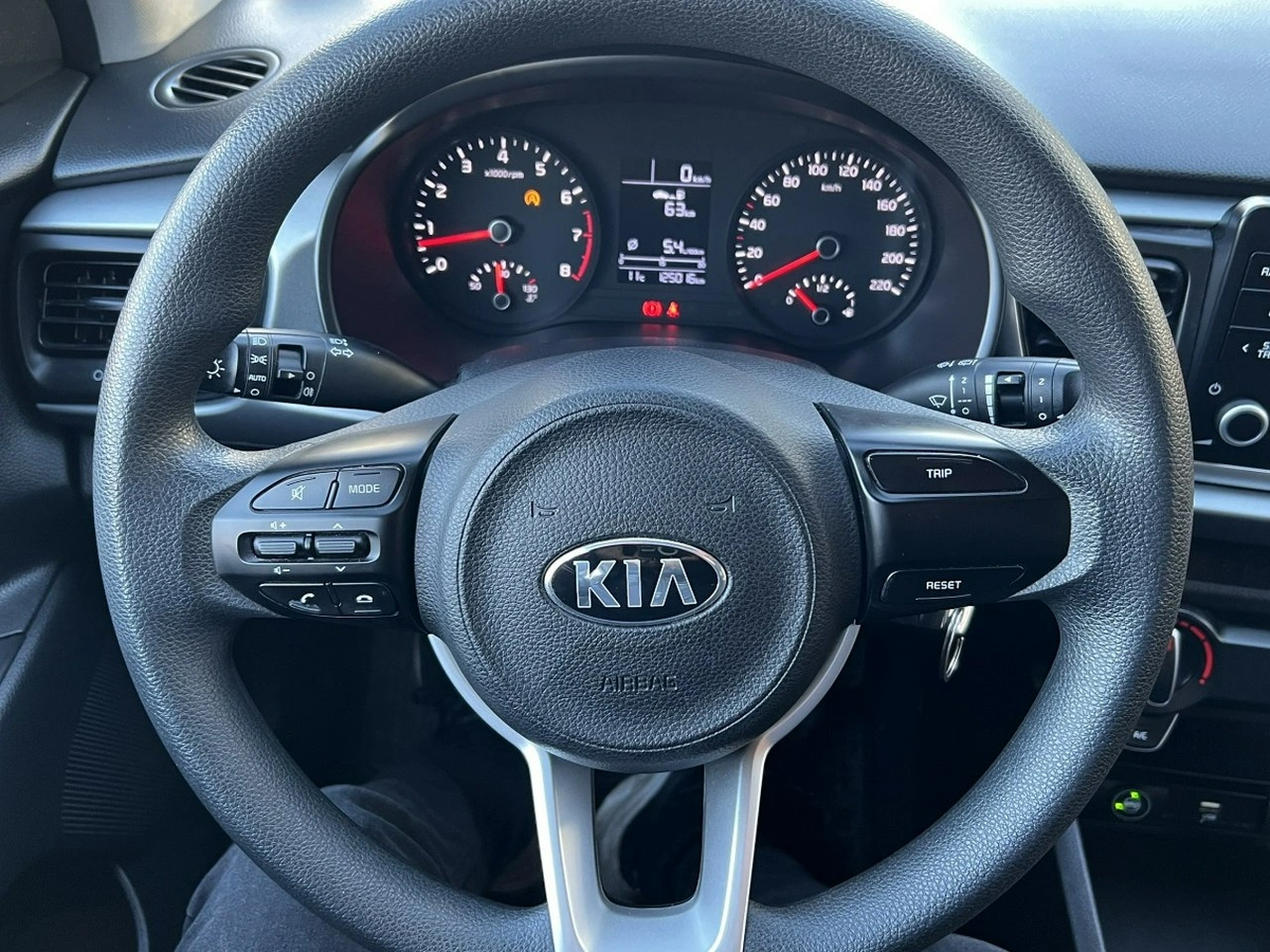 Kia Rio - Zdjęcie 10