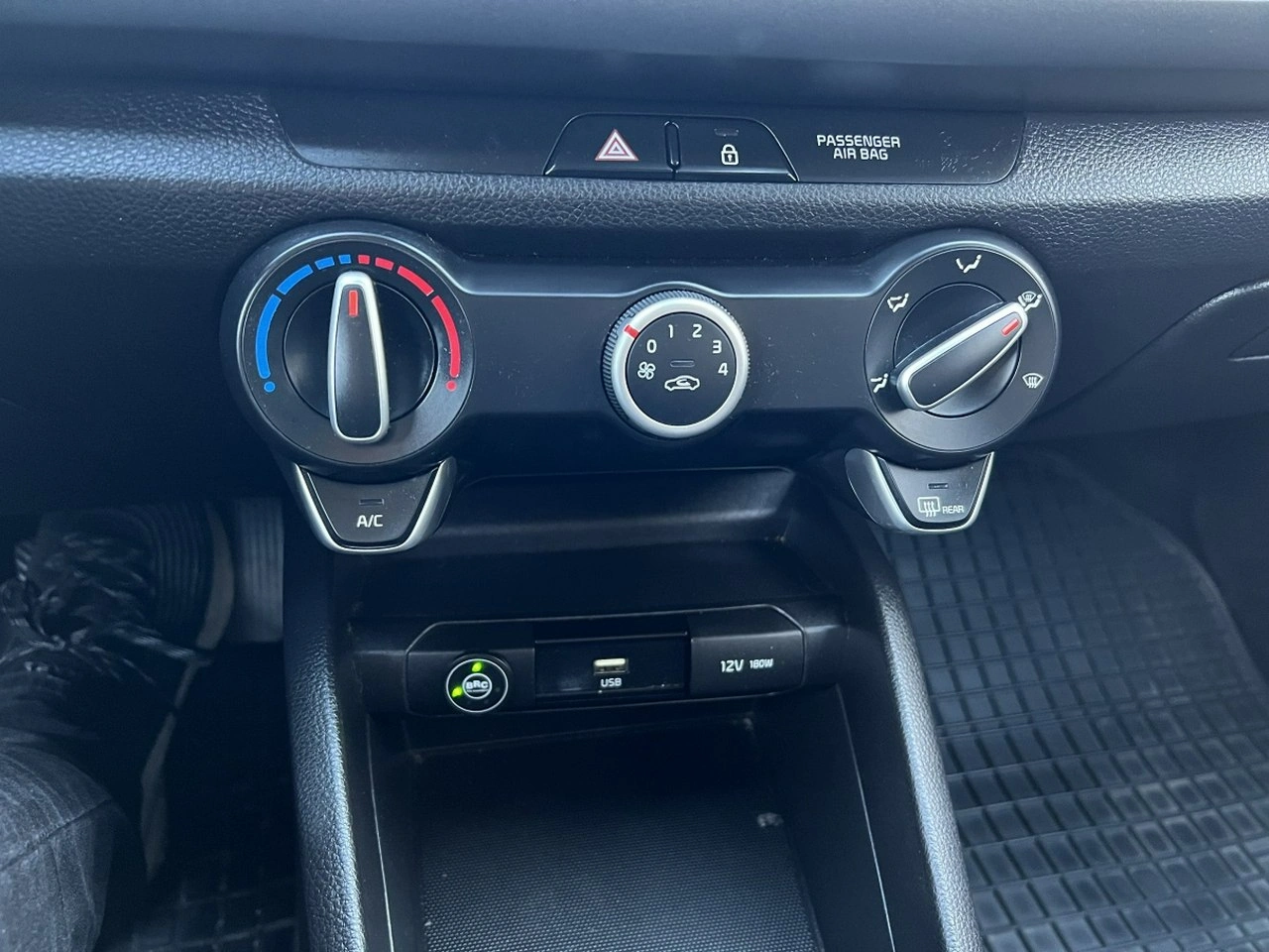 Kia Rio - Zdjęcie 12