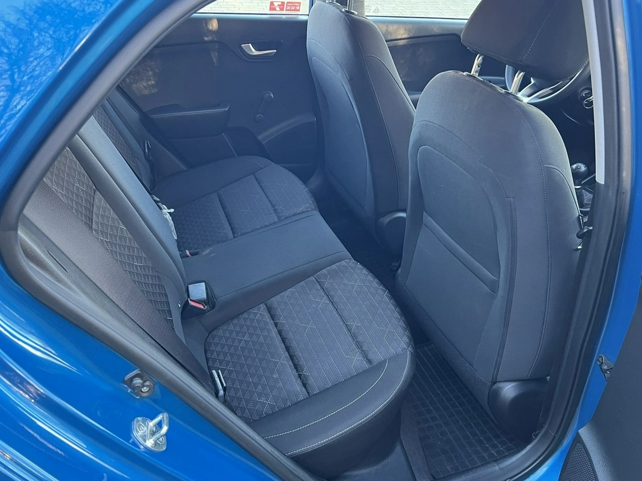 Kia Rio - Zdjęcie 7