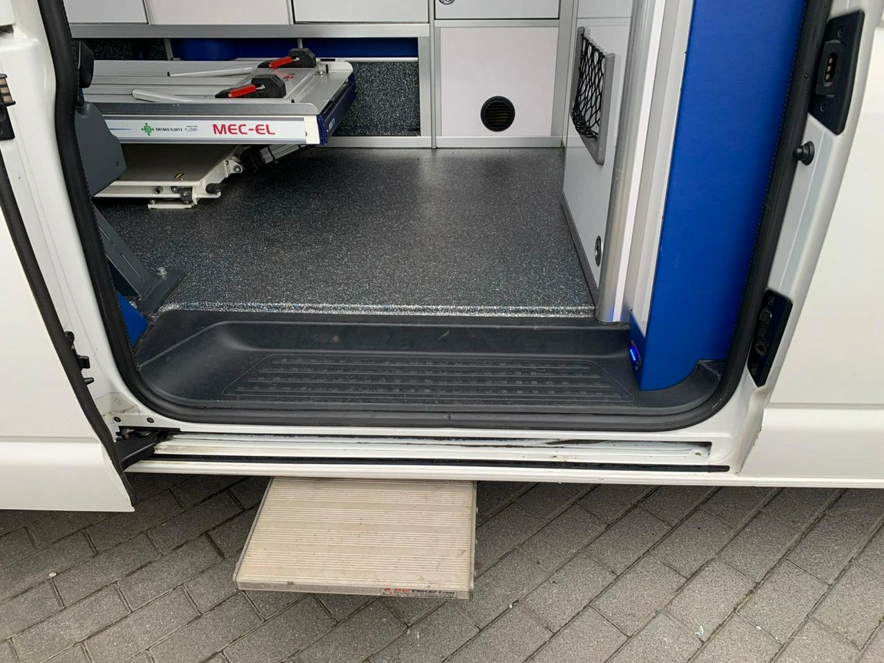 Volkswagen Transporter - Zdjęcie 12