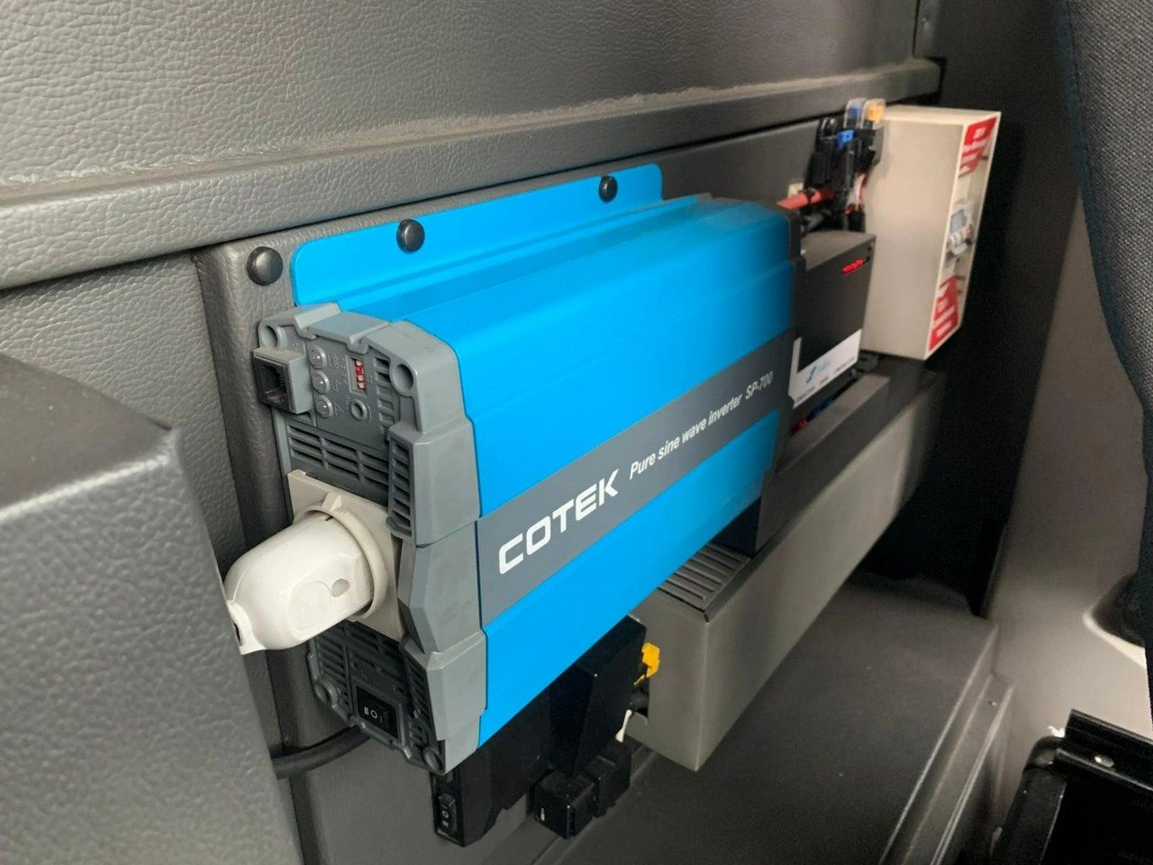 Volkswagen Transporter - Zdjęcie 13