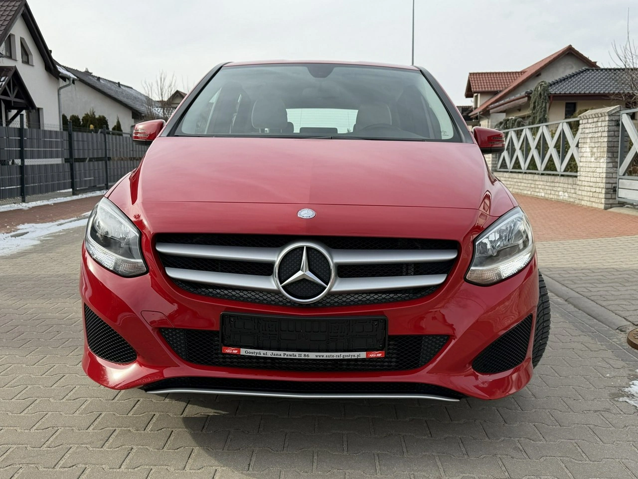 Mercedes B 180 - Zdjęcie 1