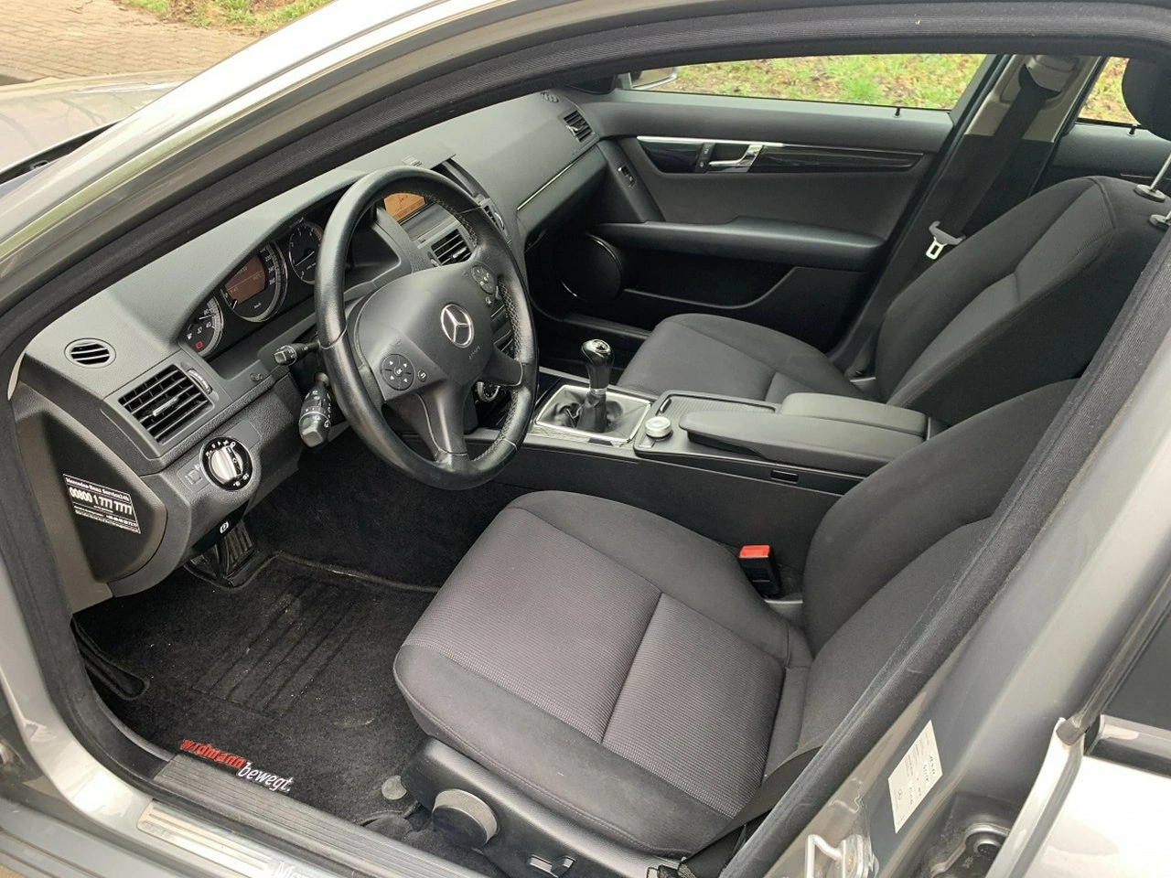 Mercedes C 200 - Zdjęcie 9